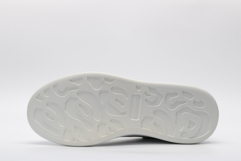 MCQUEEN OVERSIZED SNEAKER