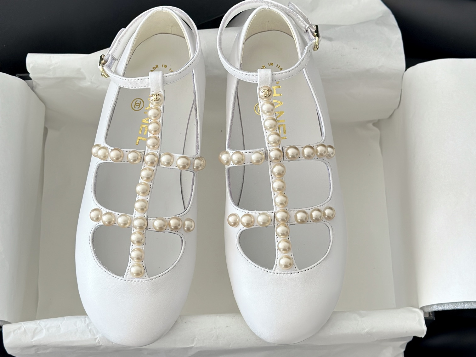 Chanel Mary Janes CH-10