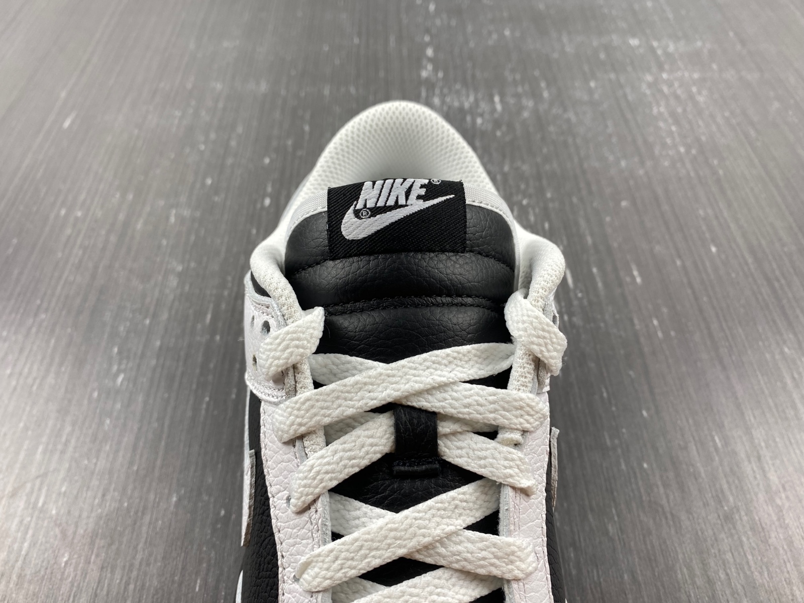 Nike Dunk Low Retro Reverse Panda FD9064-011