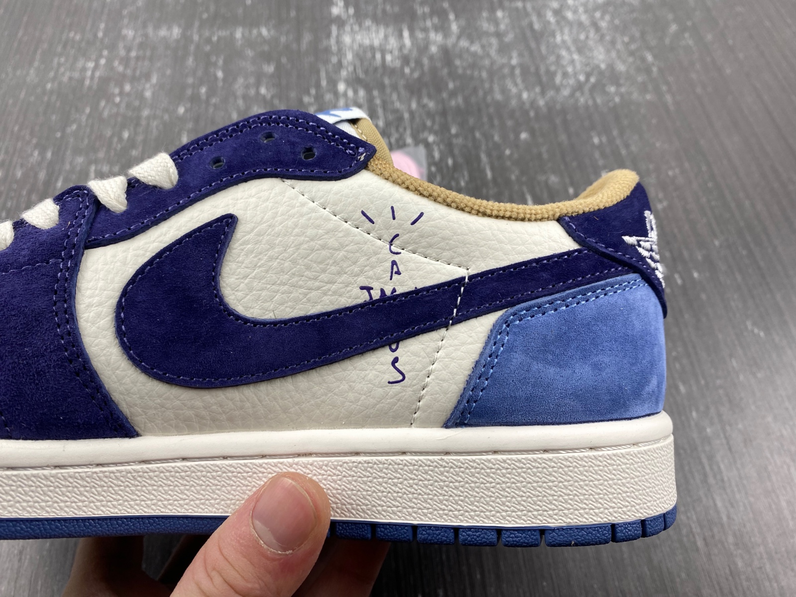 Travis Scott x Air Jordan 1 custom