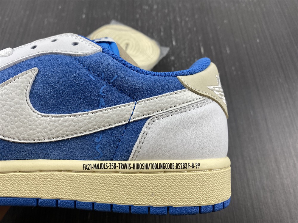TRAVIS SCOTT FRAGMENT AIR JORDAN 1 LOW