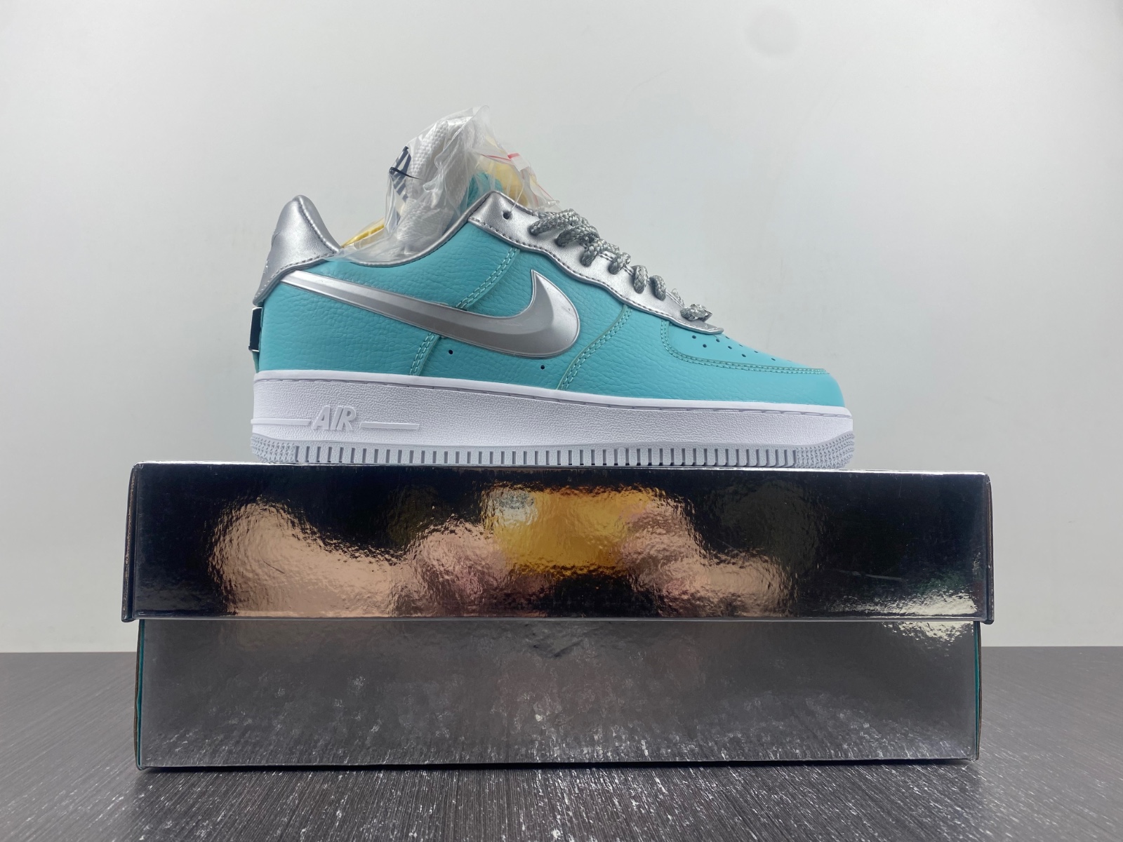 Tiffany & Co. x Nike Air Force 1 Low