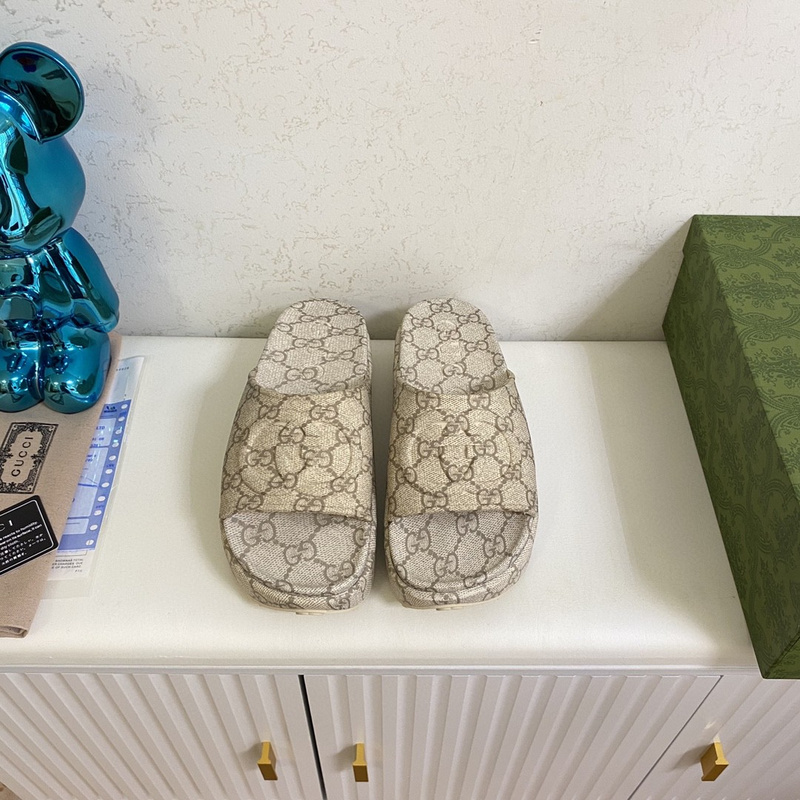 Gucci slide (EU35-EU45)