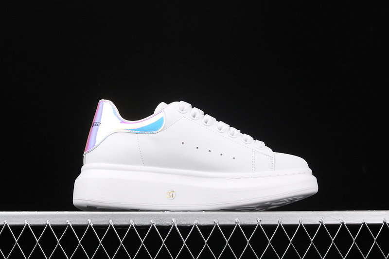 MCQUEEN OVERSIZED SNEAKER