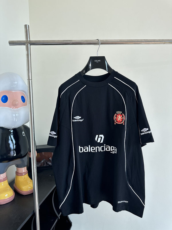 Balenc1aga T-SHIRT 2404003