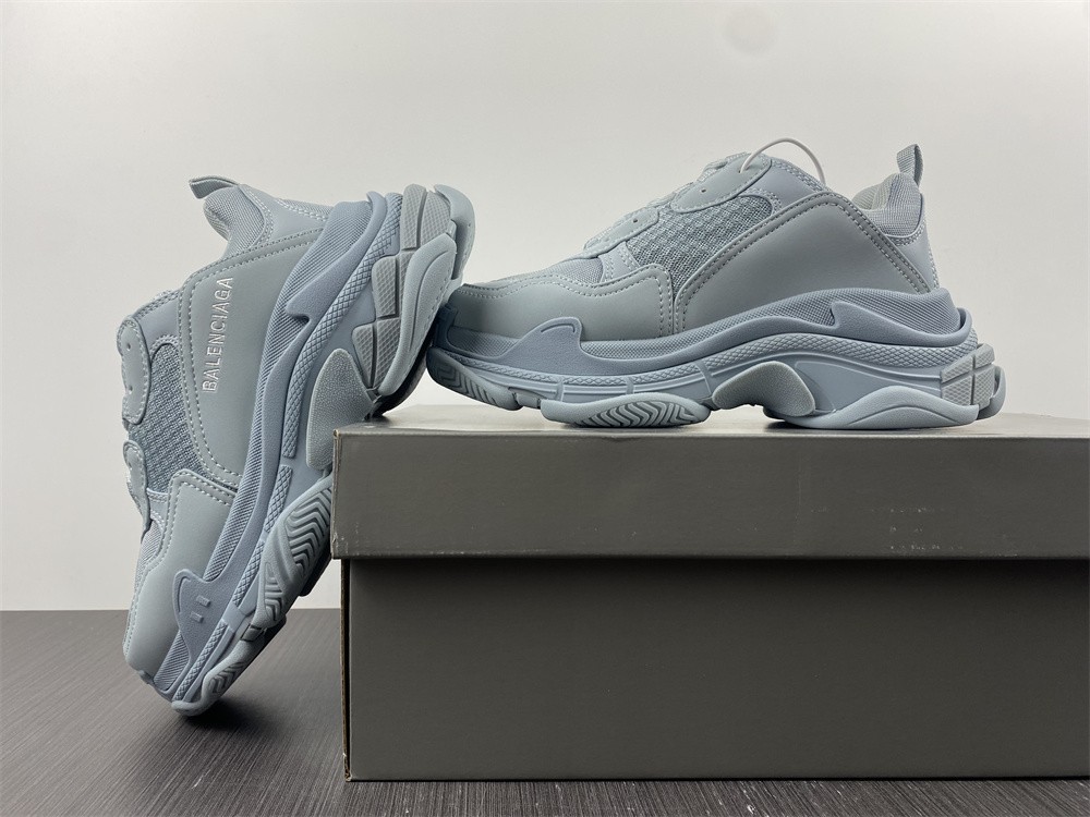 Balenciaga TRIPLE S TRAINER