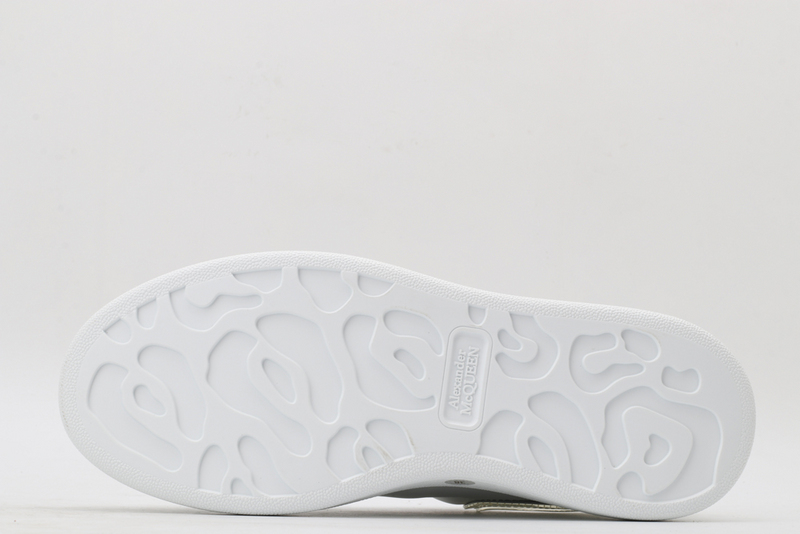 MCQUEEN OVERSIZED SNEAKER