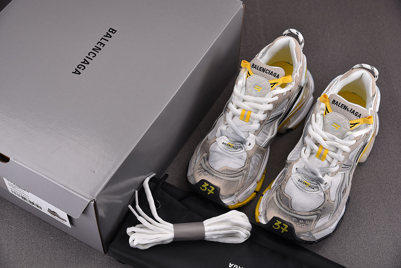 Balenciaga Runner Sneaker