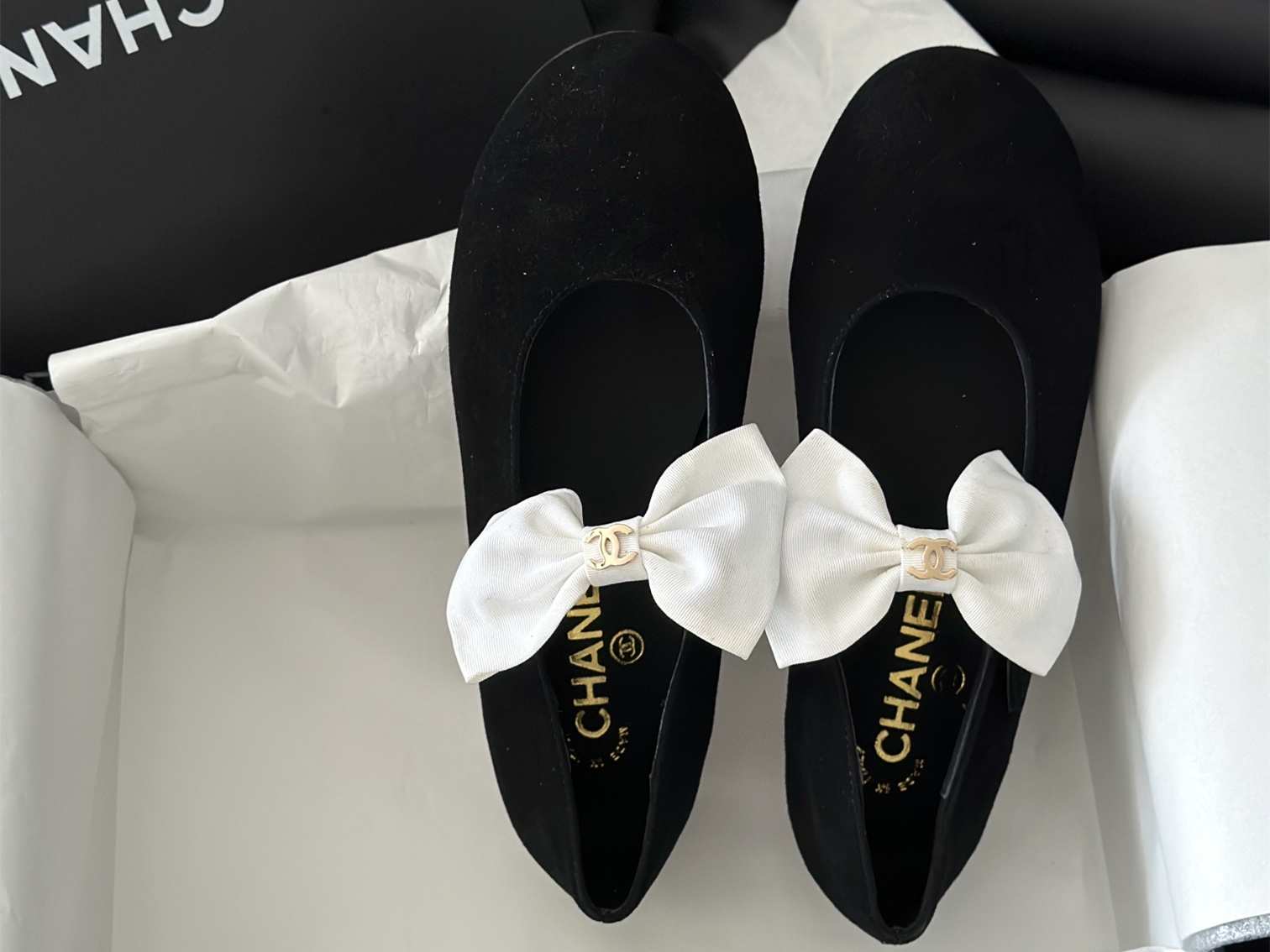 Chanel Mary Janes CH-9