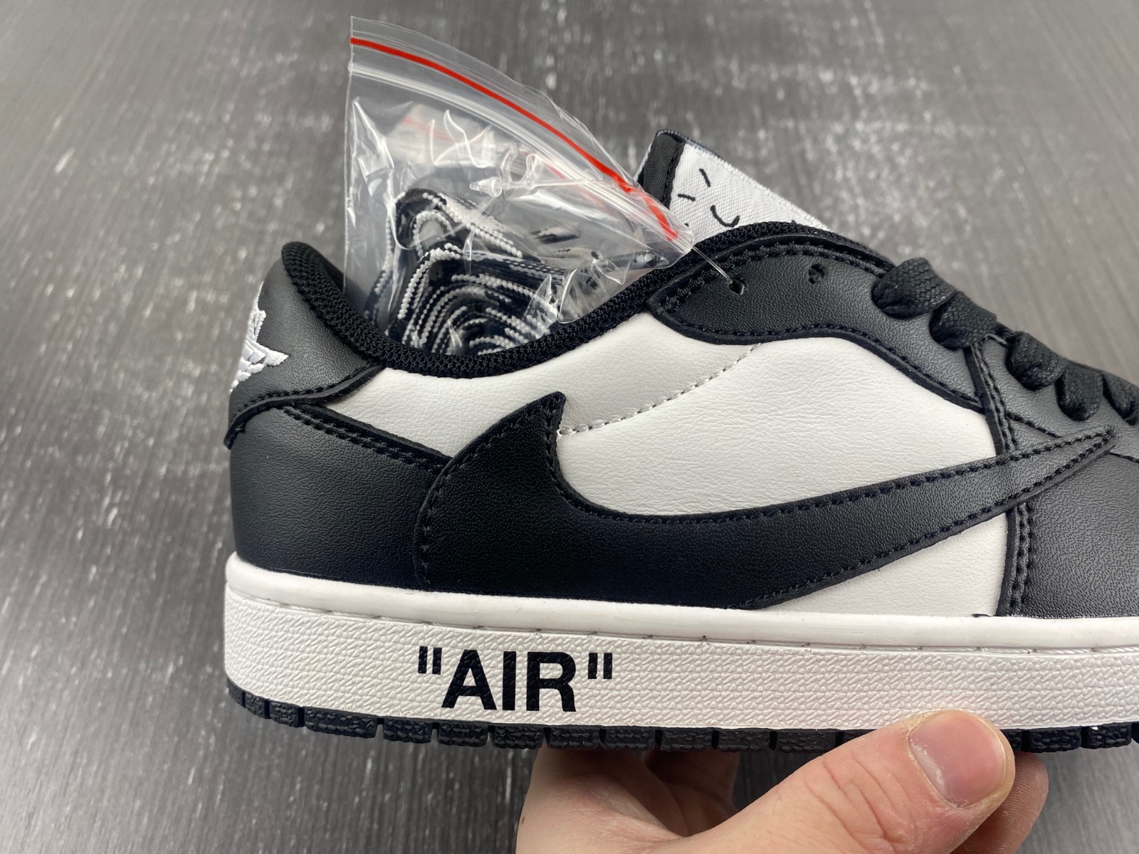 OFF-WHITE x Travis Scott x Air Jordan 1 custom
