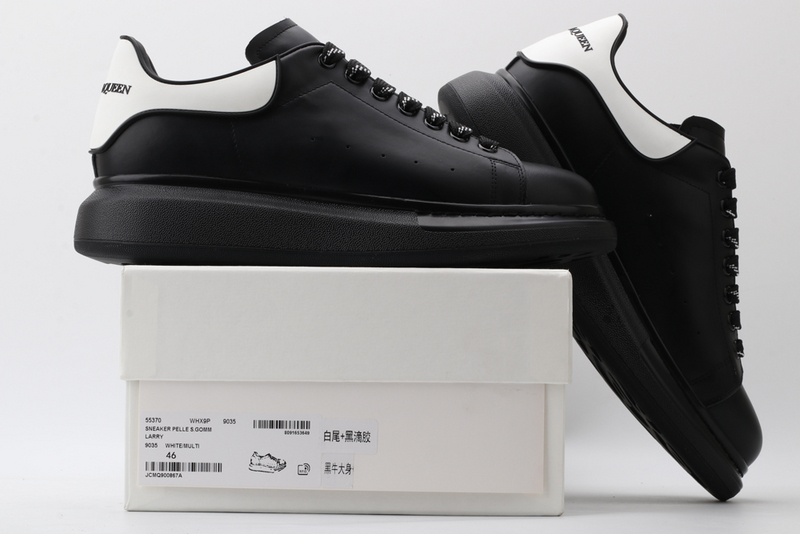 MCQUEEN OVERSIZED SNEAKER