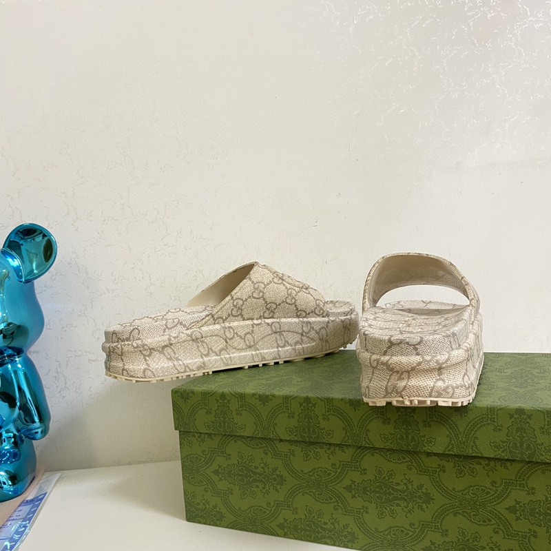 Gucci slide (EU35-EU45)