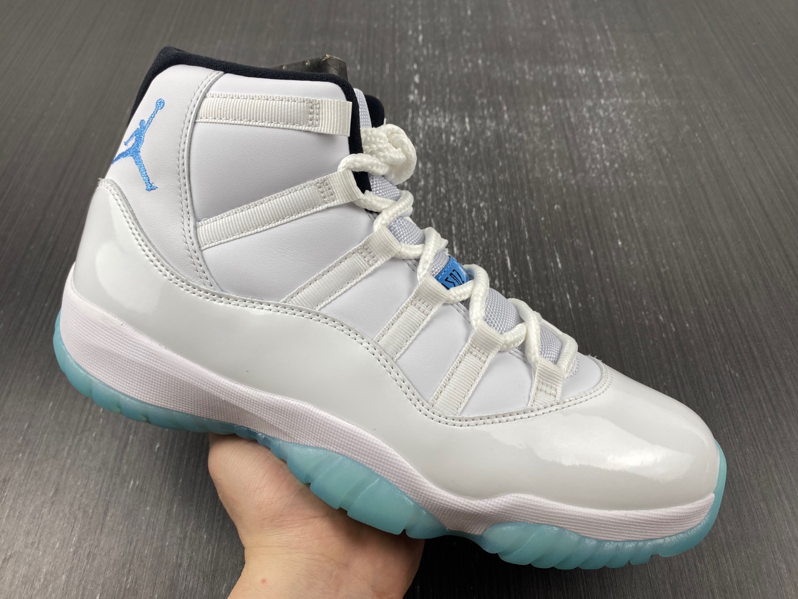 Air Jordan 11 Retro Legend Blue 378037-117