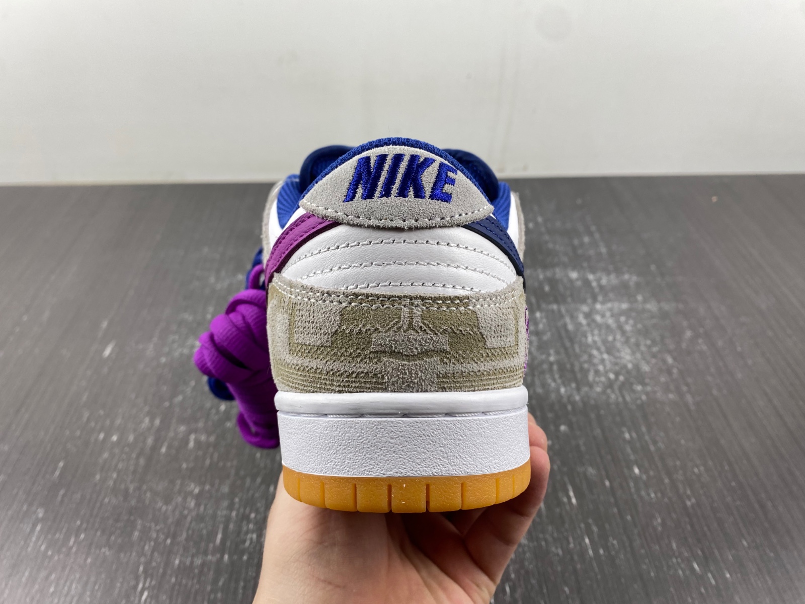 Rayssa Leal x Nike SB Dunk Low FZ5251-001