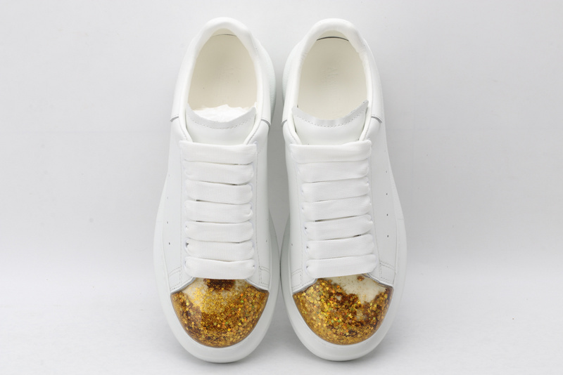 MCQUEEN OVERSIZED SNEAKER