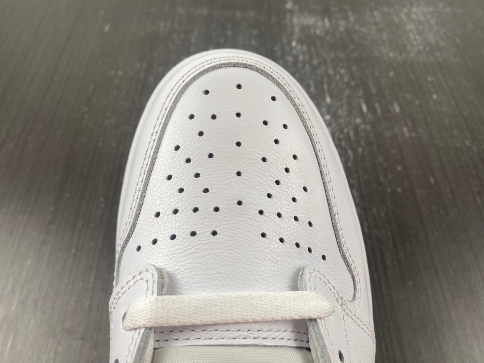 Air Jordan 1 Low OG “Neutral Grey” CZ0790 100