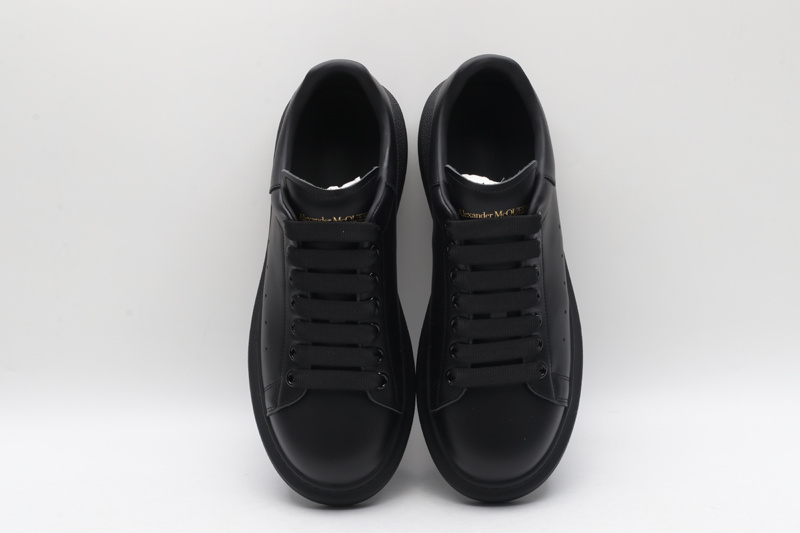MCQUEEN OVERSIZED SNEAKER
