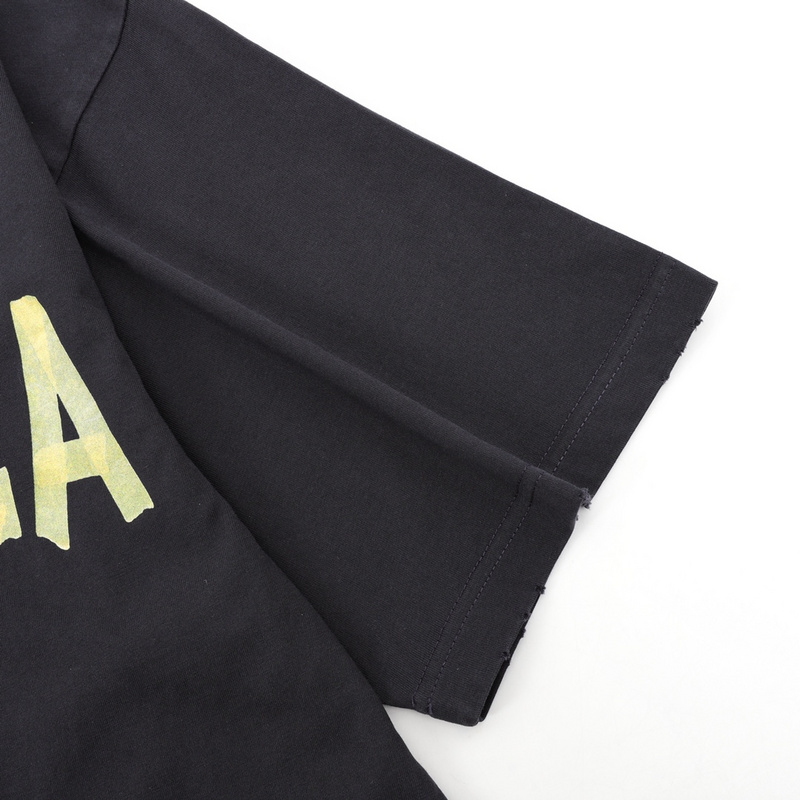 Balenc1aga T-SHIRT 2404019