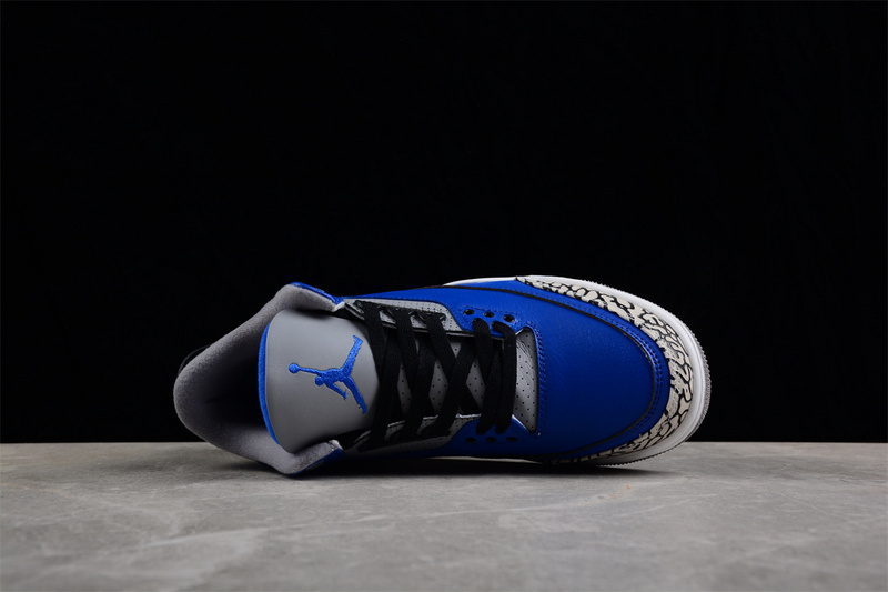 Air Jordan 3 Retro "Varsity Royal" CT8532-400