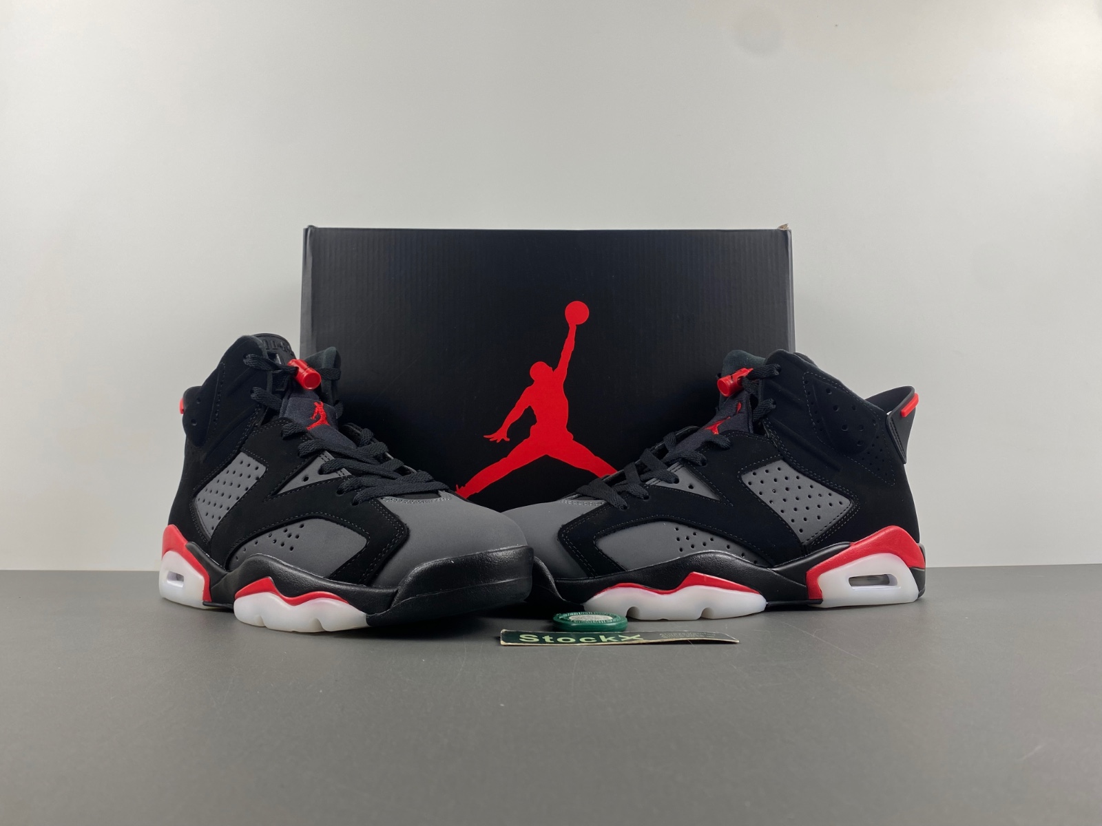 Air Jordan 6 “Fire Red”    CT8529-064