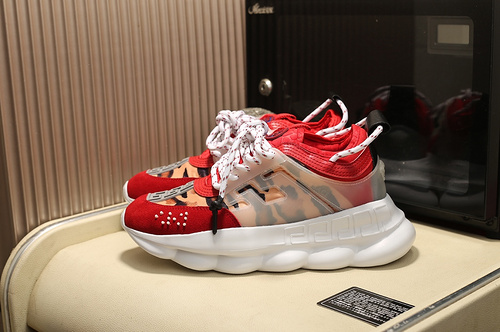 VE CHAIN REACTION SNEAKERS