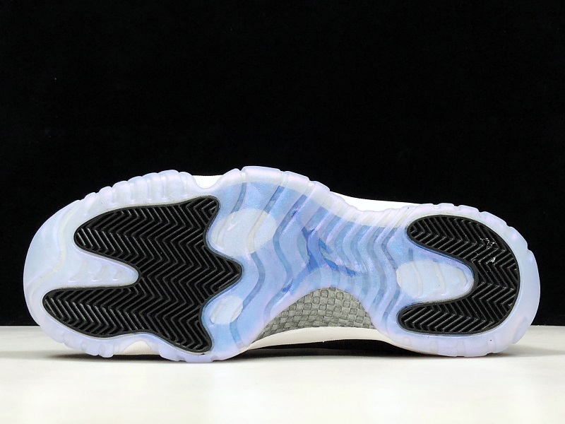 Air Jordan 11 Retro Low "Emerald, Easter" 528895-145