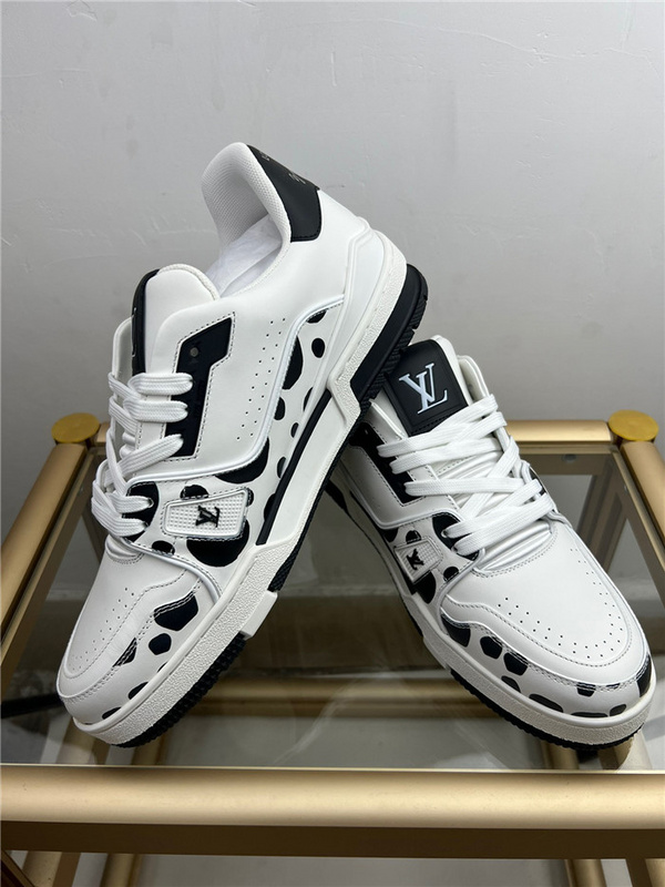 LV Trainer Sneaker