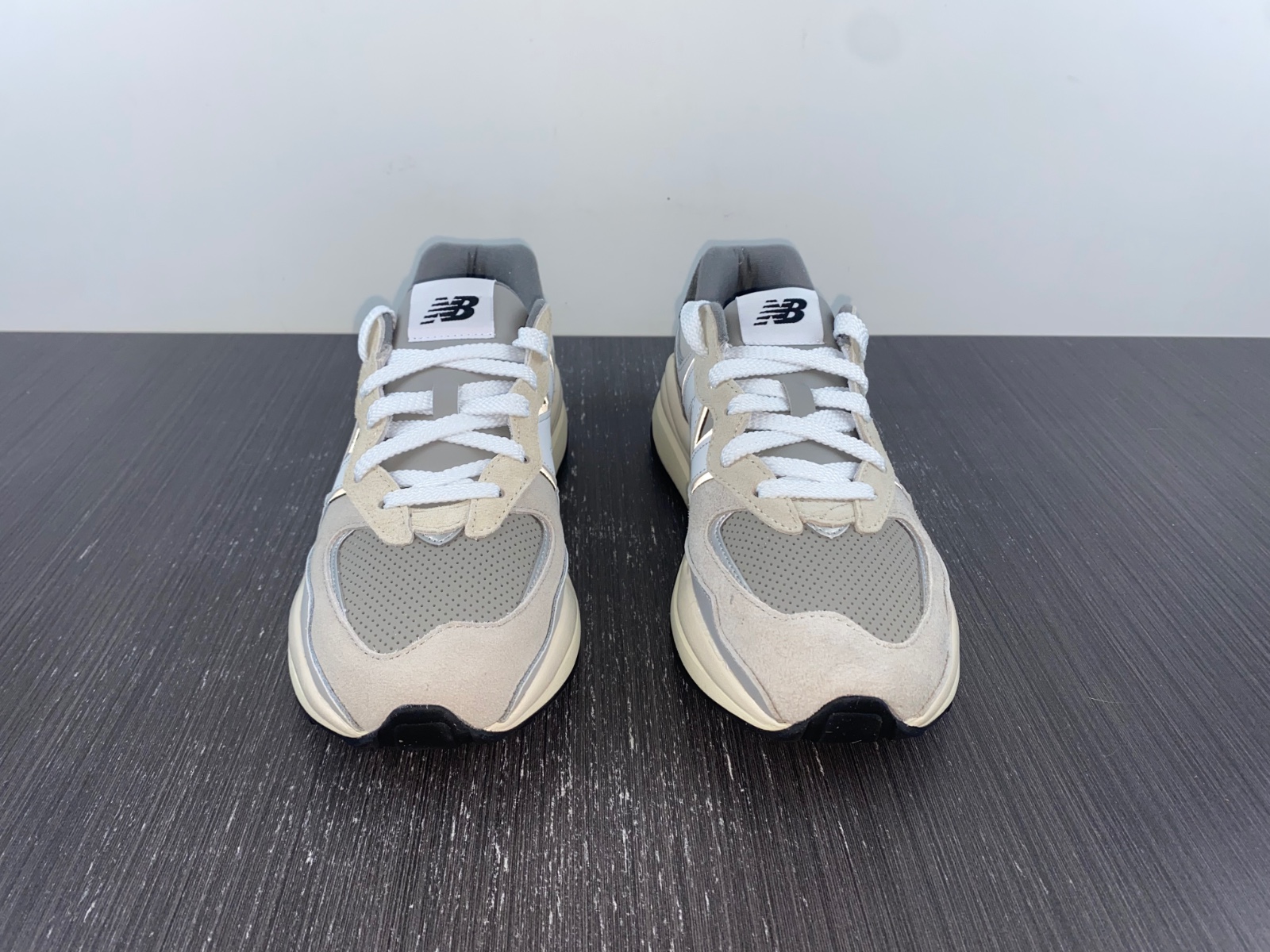 New Balance 57/40 Grey Day - M5740TA
