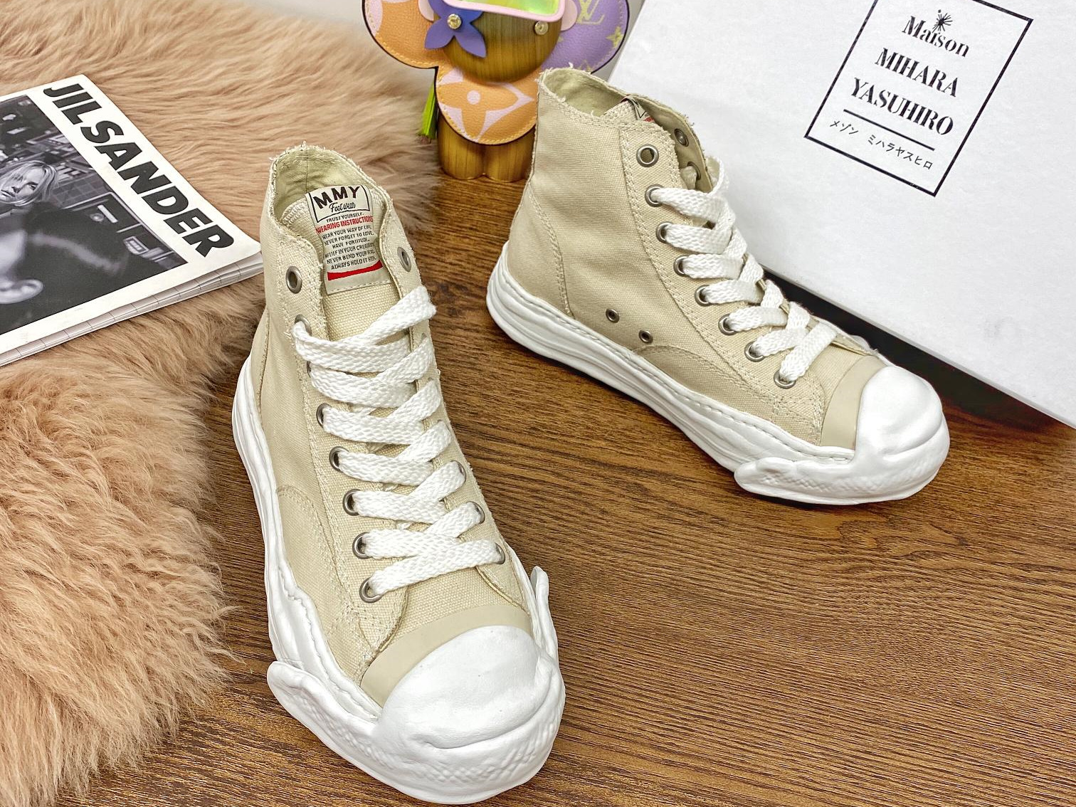Maison Mihara Yasuhiro High-Top Sneakers MMY-004