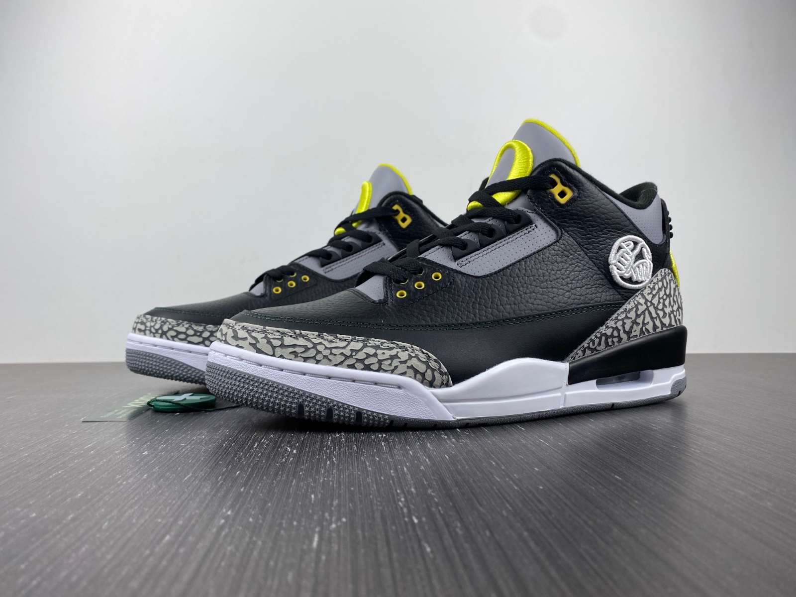 Air Jordan 3 Retro