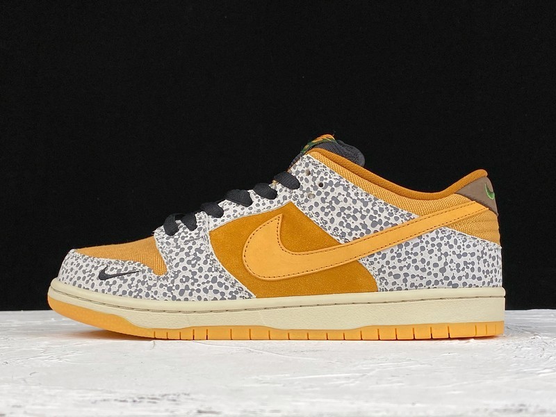 Nike SB Dunk Low Safari - CD2563-002