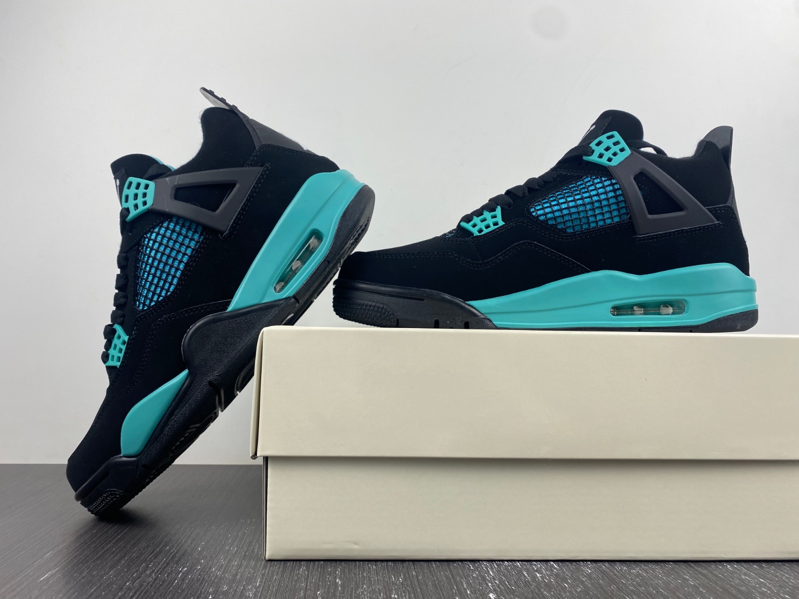 Nike Air Jordan 4 customize