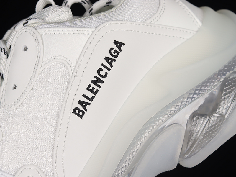 Balenciaga TRIPLE S TRAINER
