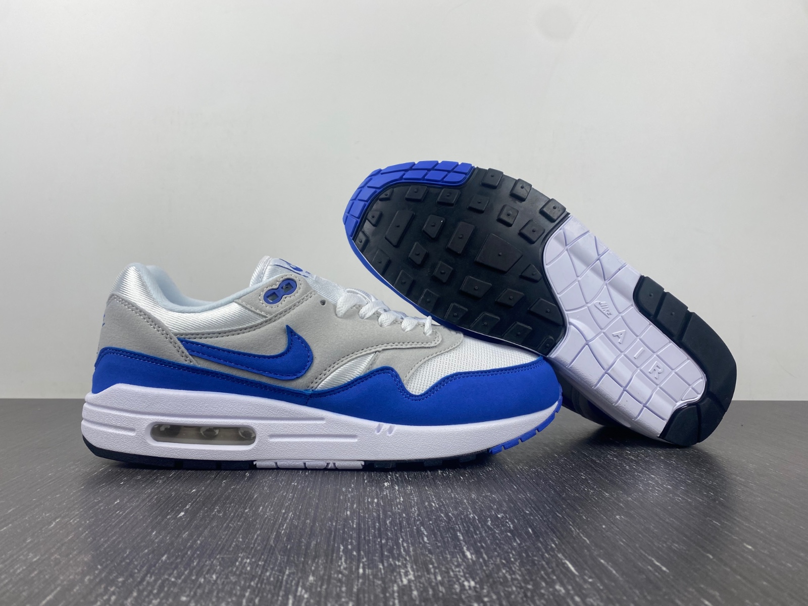 Nike Air Max 1 OG Anniversary 2017 - 908375-102
