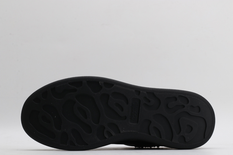 MCQUEEN OVERSIZED SNEAKER