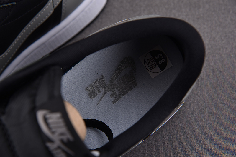 Air Jordan 1 Retro Low OG