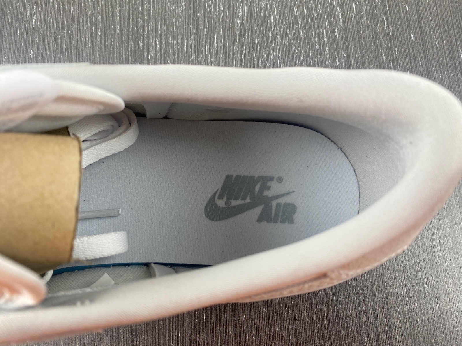 Air Jordan 1 Low OG “Neutral Grey” CZ0790 100