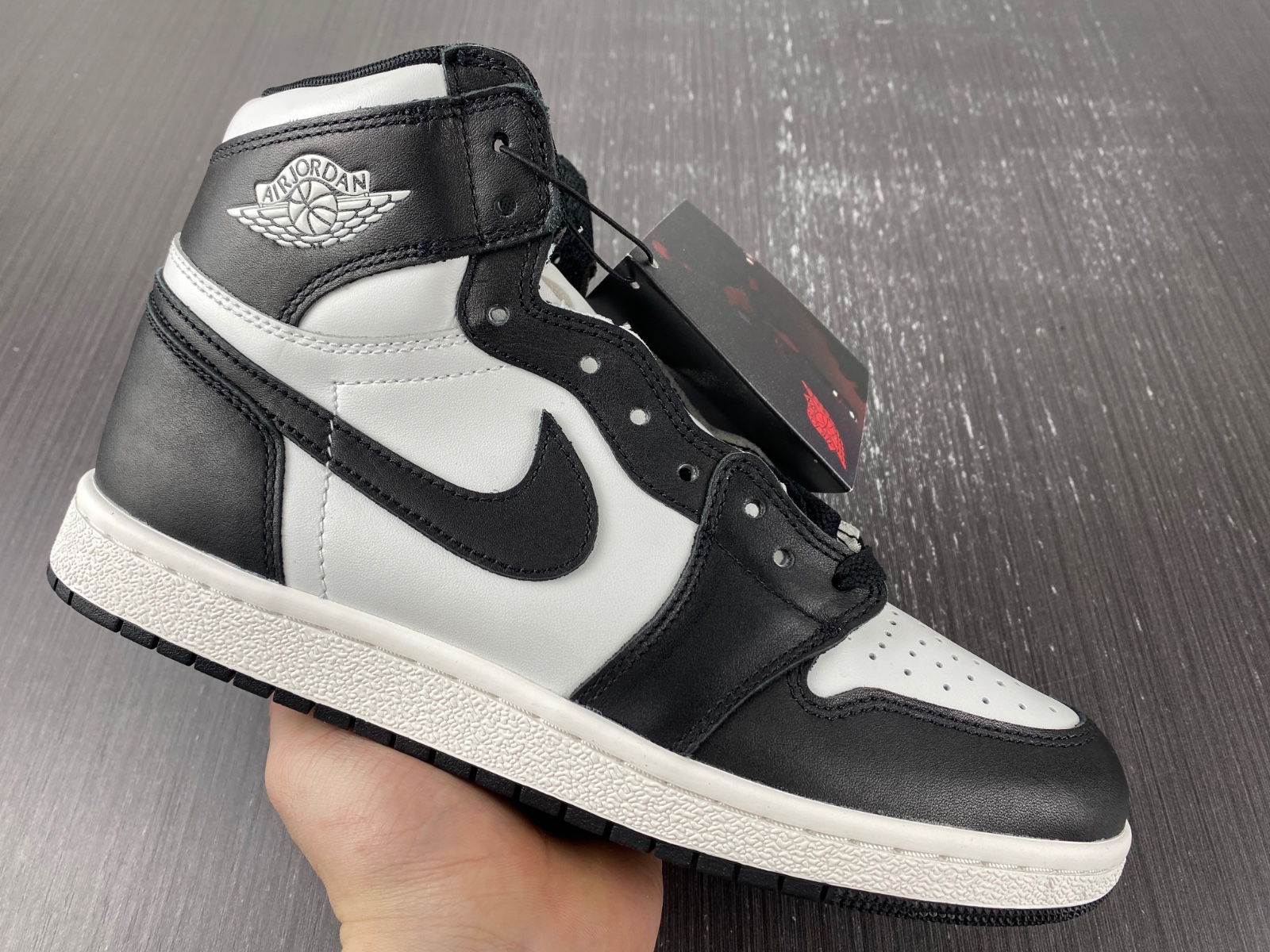 Air Jordan 1 High 85 Black White BQ4422-001