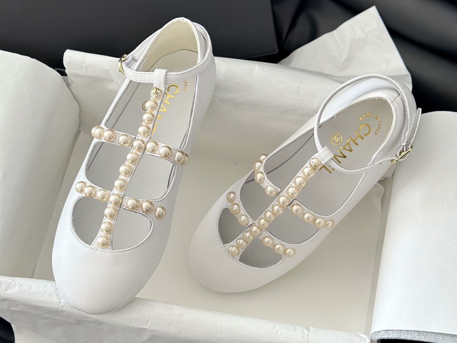 Chanel Mary Janes CH-10