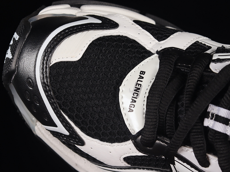 Balenciaga Runner Sneaker