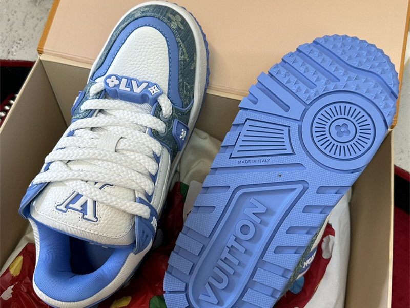 LV Trainer Maxi Sneaker