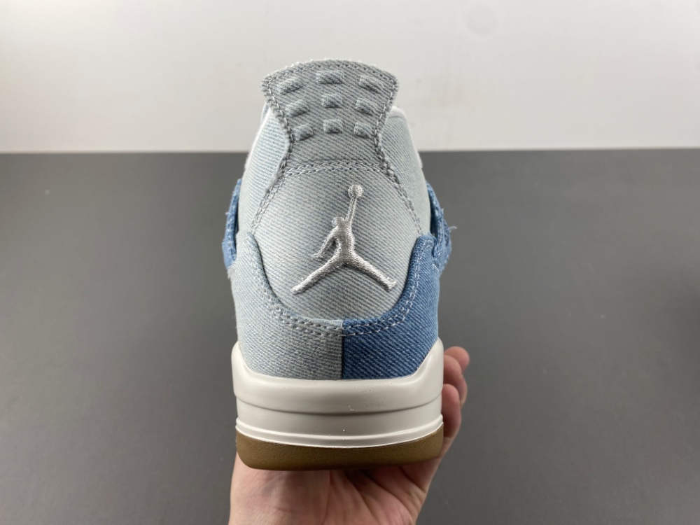 Air Jordan 4 Denim "Worn Blue” Levis IB6716-100