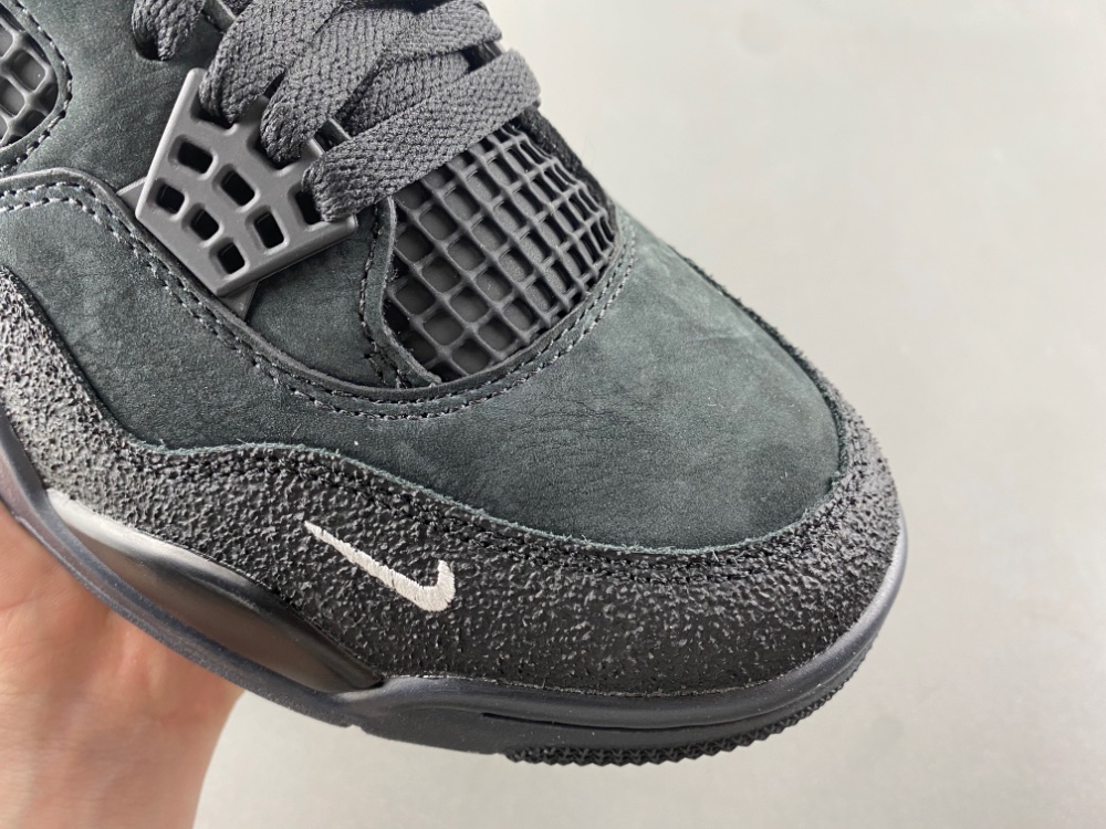 Nigel Sylvester x Air Jordan 4  HF4340-001