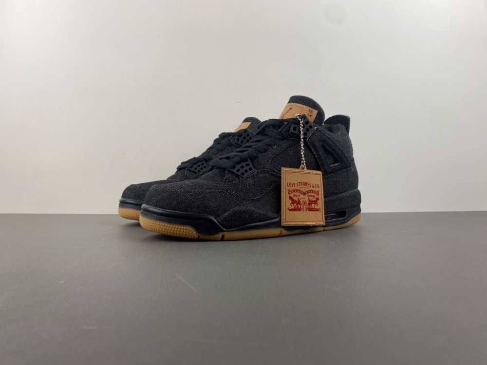 Levi's x Air Jordan 4 Retro A02571-001