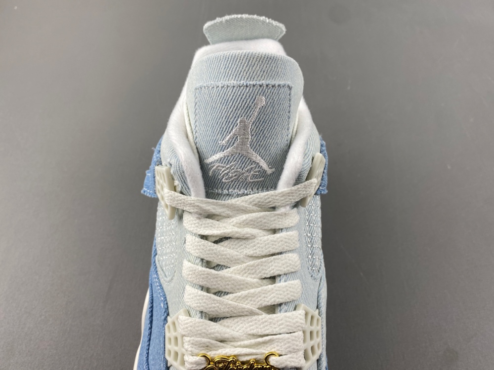 Air Jordan 4 Denim "Worn Blue” Levis IB6716-100