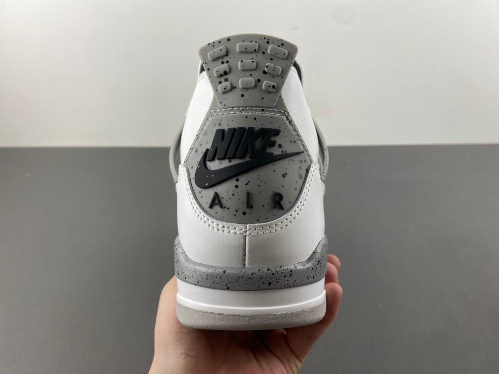Air Jordan 4 “White Cement”  FV5029-100