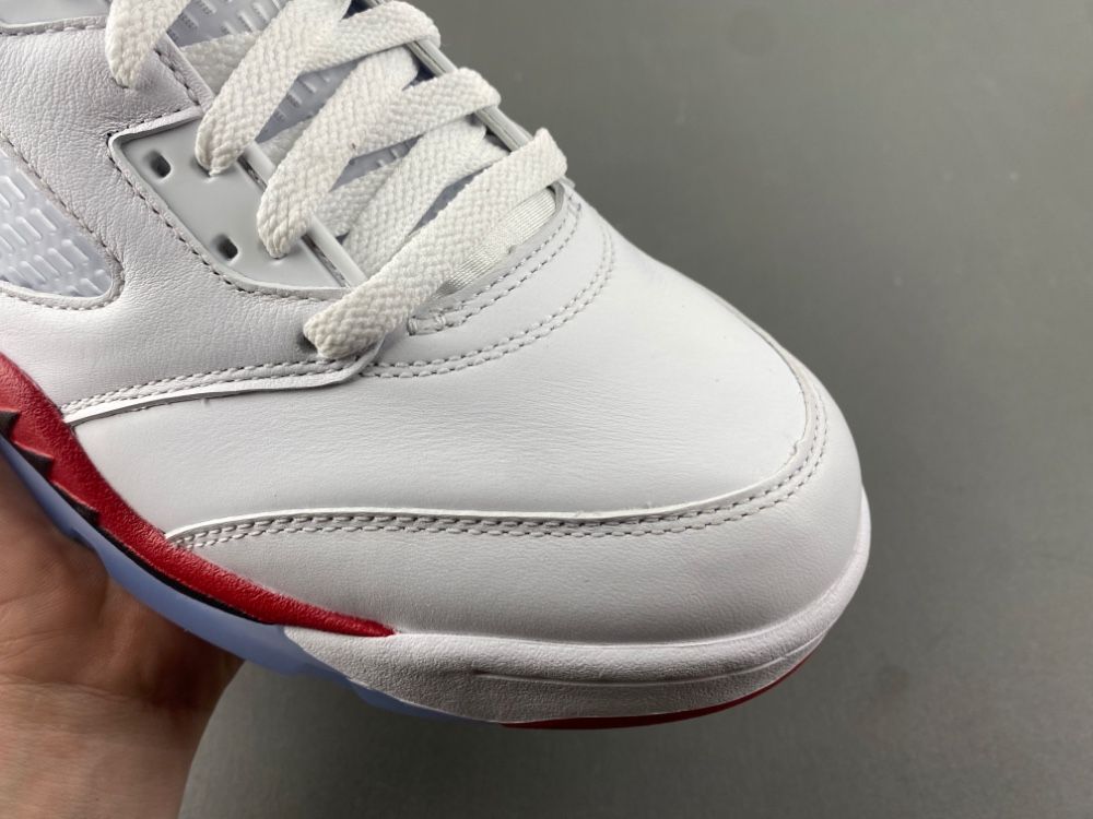 Air Jordan 5 “Fire Red Black Tongue”HQ7978-101