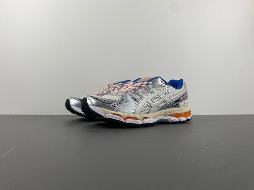 ASICS GEL-KAYANO 1203A555-101