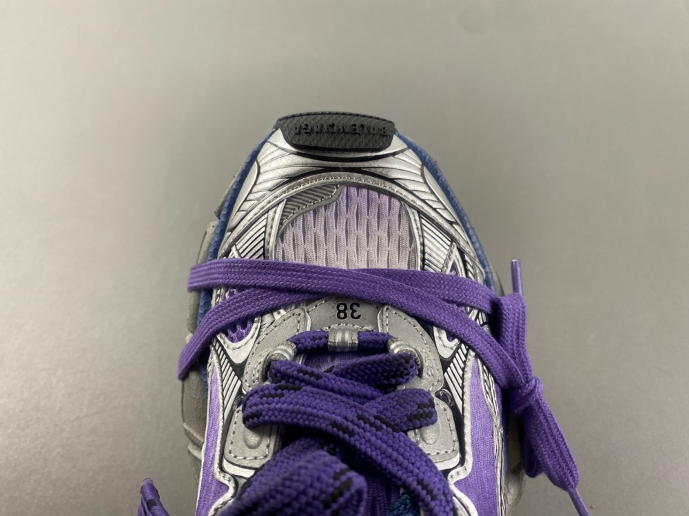 Balenciaga 3XL 734731 W3XGM5140