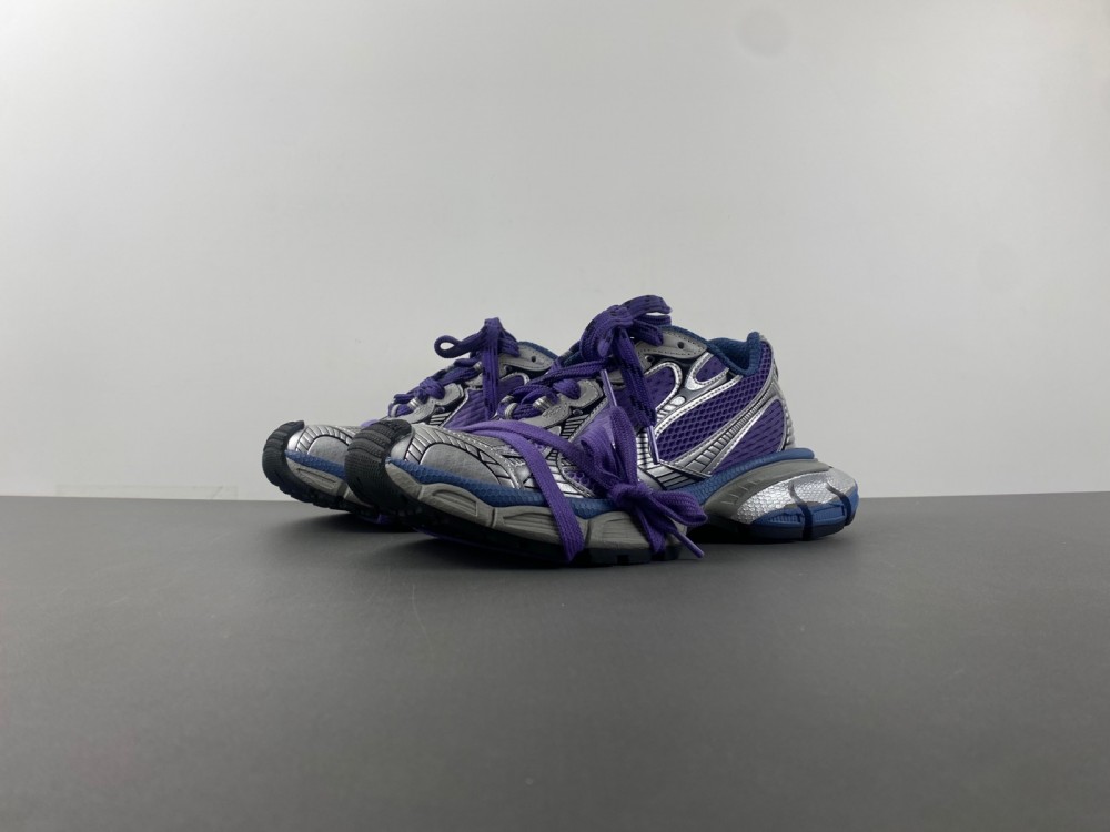 Balenciaga 3XL 734731 W3XGM5140